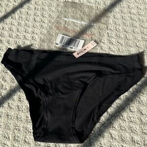 New with tags Victoria's Secret Stretch Cotton Classic Black Bikini Panty